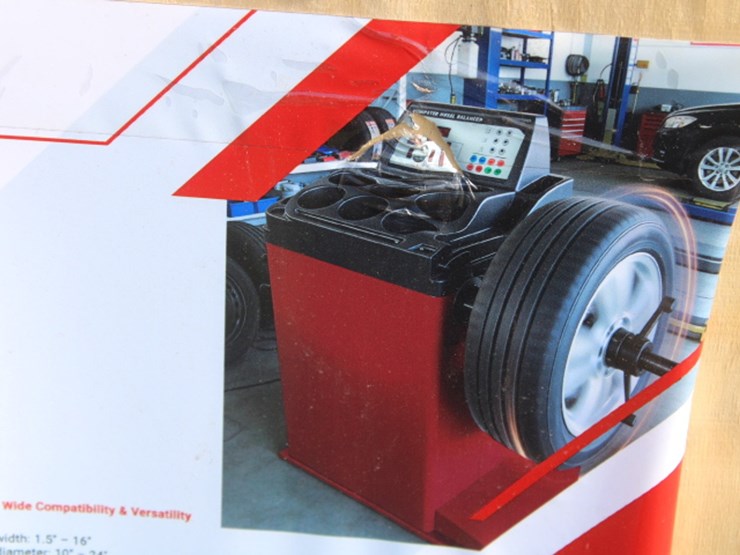 #9852-•-tire-balancing-machine-image-4