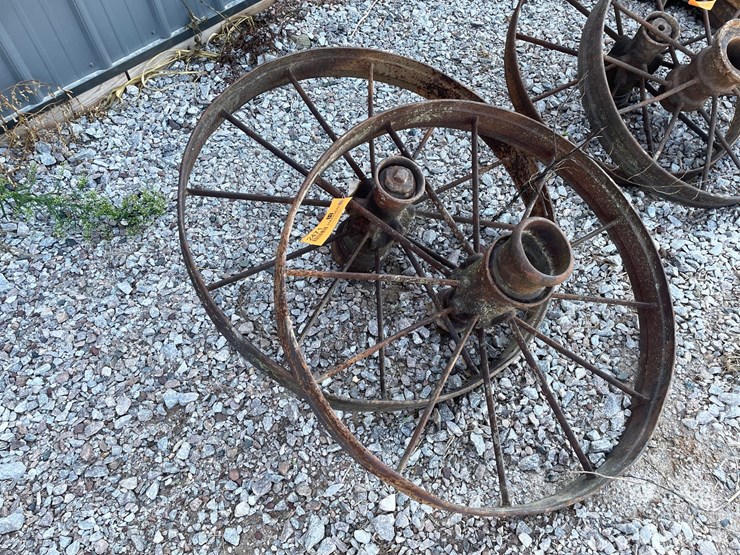 #2471-•-(2)-steel-wagon-wheels-image-2