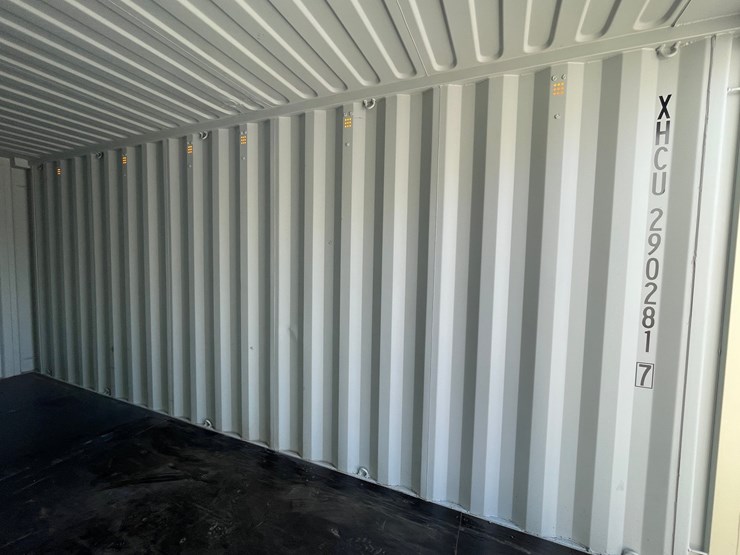 #1632-•-20'-shipping-container-(of)-image-12