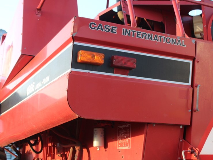 case-ih-1666-image-35