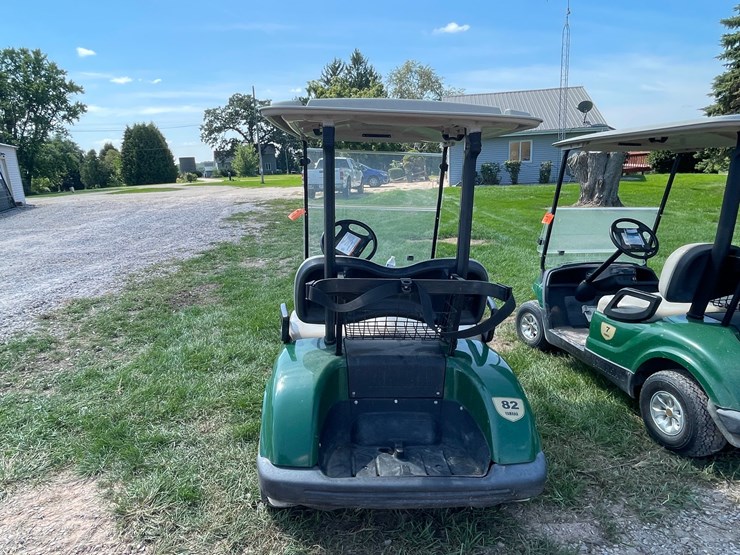 #1137-•-2016-yamaha-gas-golf-cart-image-6