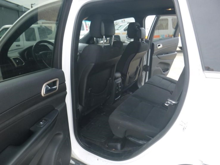 2015-jeep-grand-cherokee-image-7
