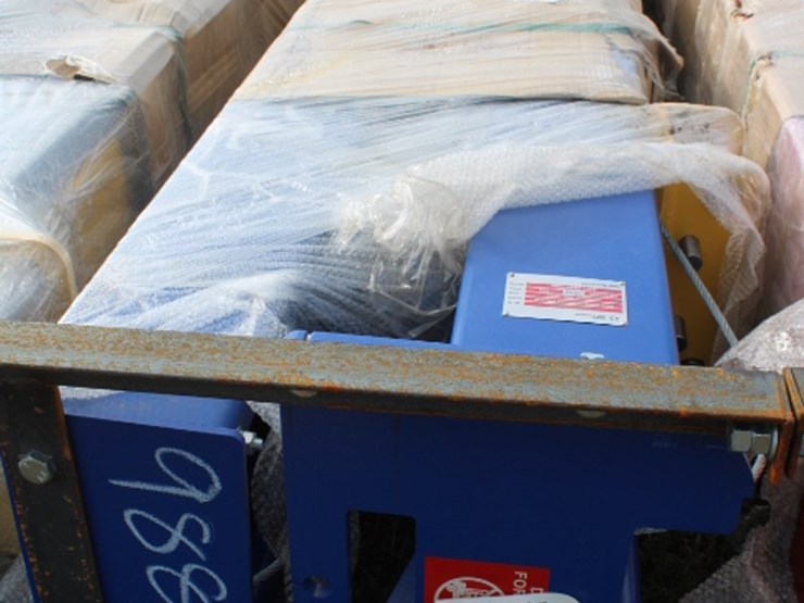 #9885-•-blue-2-post-car-lift-image-1