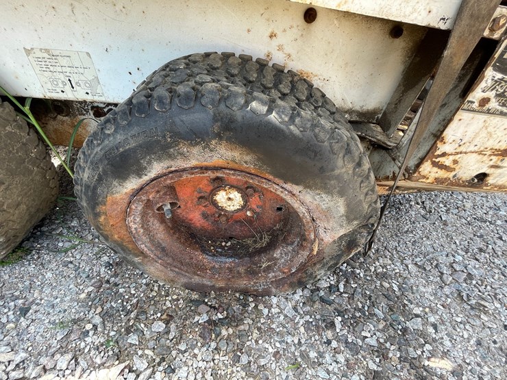 #2084-•-clark-m371-skid-loader-shell-image-10