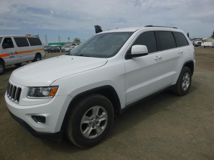 2015-jeep-grand-cherokee-image-1