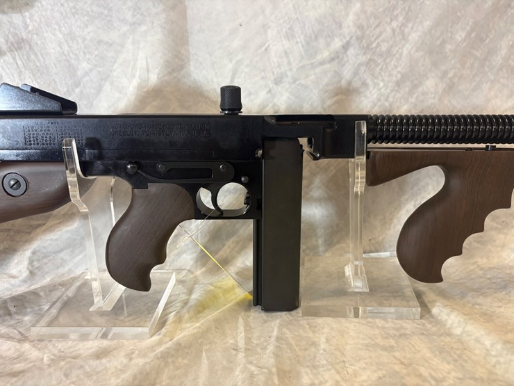 #3001-•-thompson-model-1927-a1,-45-acp-cal.-rifle,-sn:-kpc1084-image-4