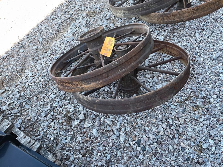 #2470-•-(2)-steel-wagon-wheels-image-4