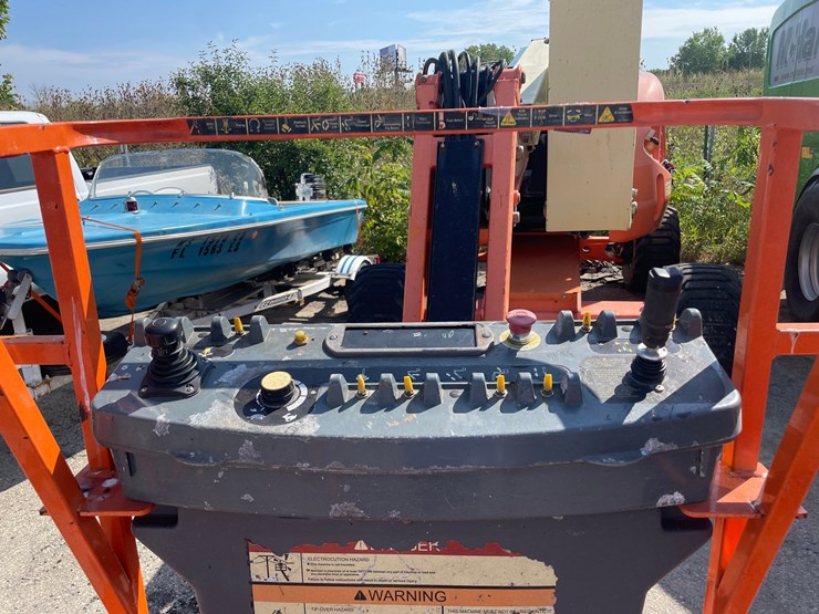 2014-jlg-450aj-image-13