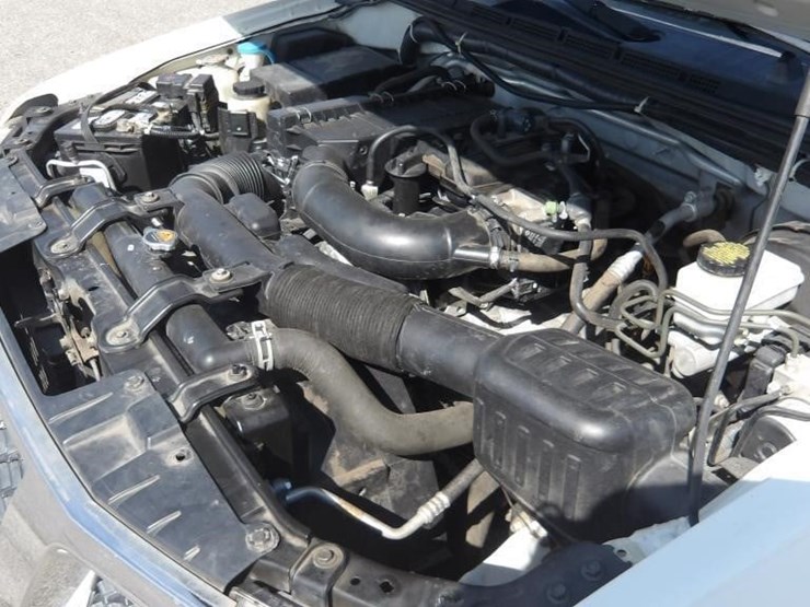 2017-nissan-frontier-image-5