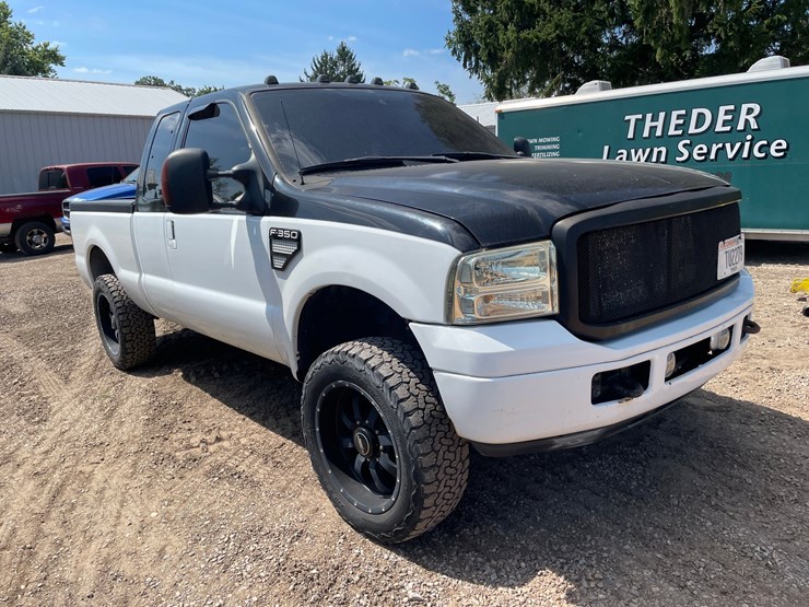 2006-ford-f350-xlt-image-3
