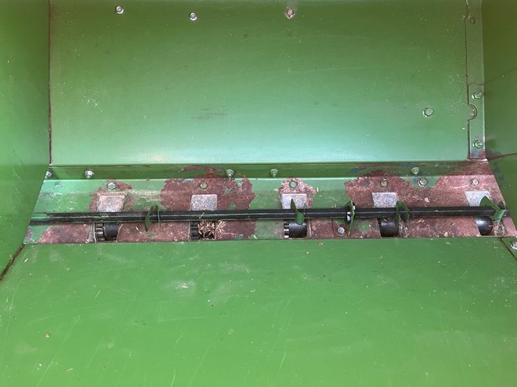 john-deere-8300-image-17