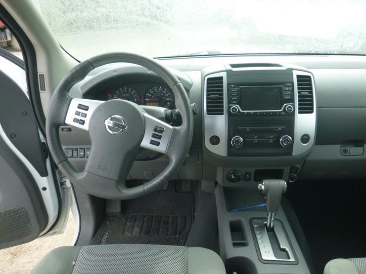 2018-nissan-frontier-image-9