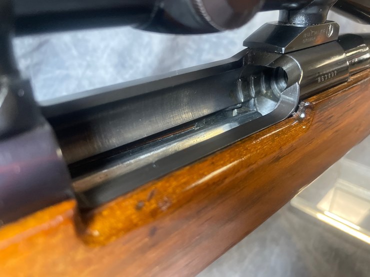 #3038-•-weatherby-mark-v-deluxe,-300-wby-mag-cal.-rifle,-sn:-h63497-image-16