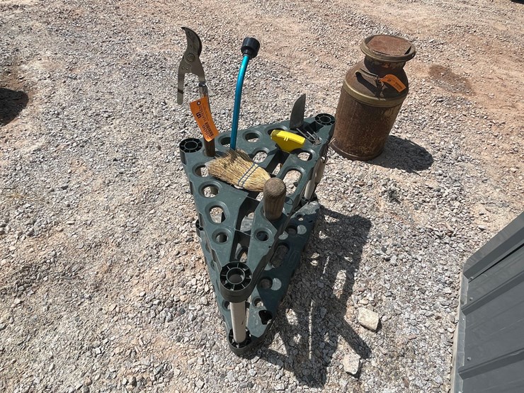 #2506-•-garden-tool-organizer-with-tools-image-4
