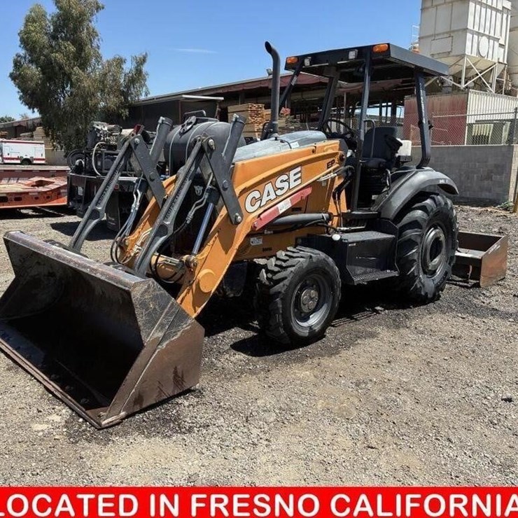 2021 CASE 570N EP