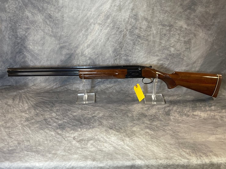 #3069-•-browning-citori,-12-ga.-shotgun,-sn:-02121pt153-image-2