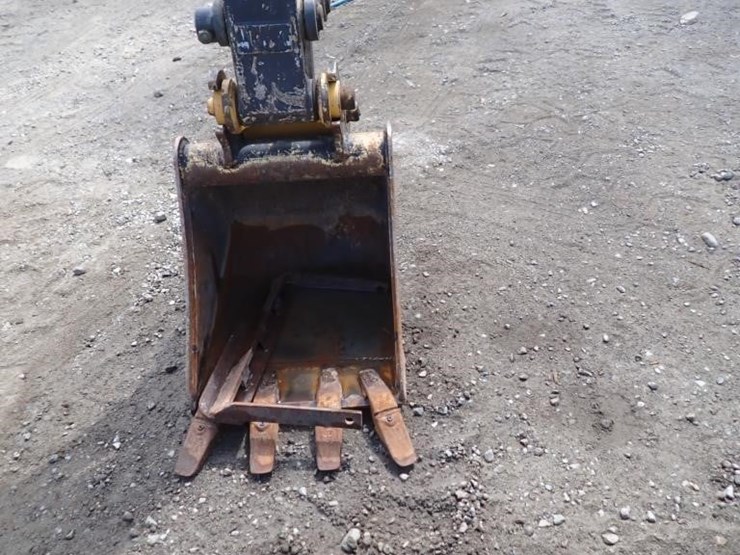2023-deere-35g-image-7