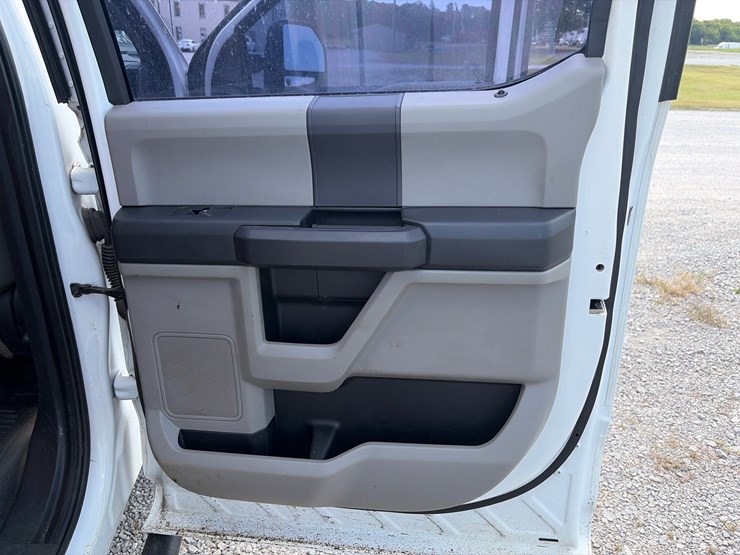 2019-ford-f250-xl-image-22