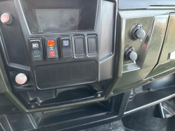 2015-polaris-ranger-crew-image-19