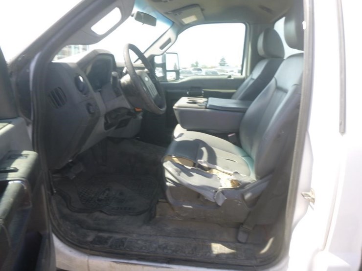 2015-ford-f550-image-6