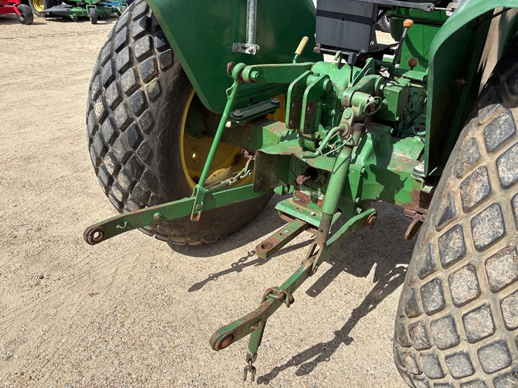 john-deere-1050-image-5