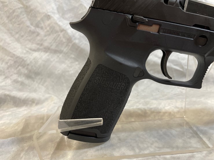 #3093-•-sig-sauer-p320f,-9mm-cal.-pistol,-sn:-58j239088-image-3