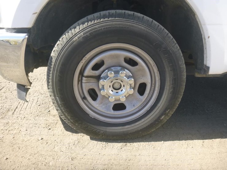 2018-ford-f350-image-16