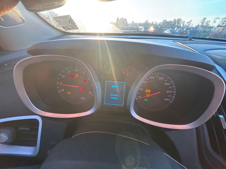 2013-chevrolet-equinox-image-10