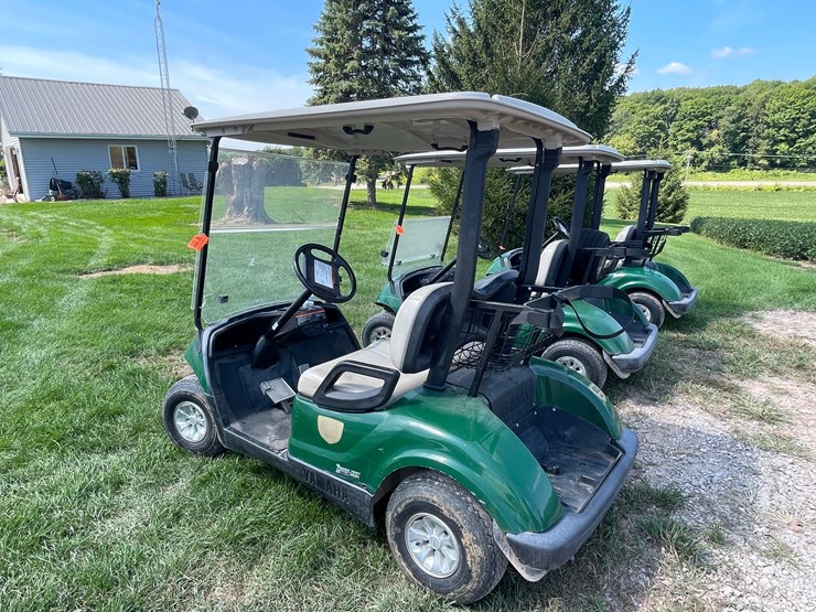 #1137-•-2016-yamaha-gas-golf-cart-image-7