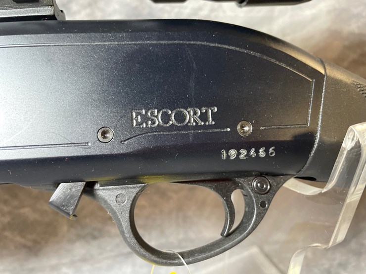 #3060-•-escort-slugger,-12-ga.-shotgun,-sn:-192466-image-11