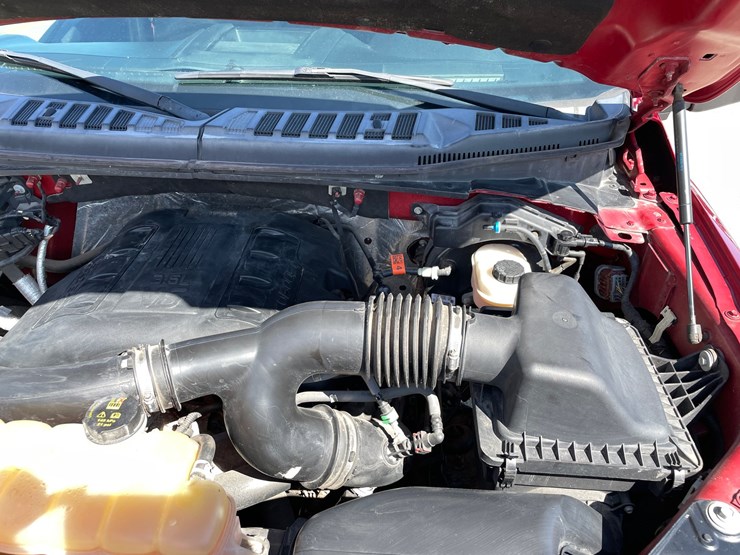 2016-ford-f150-image-41