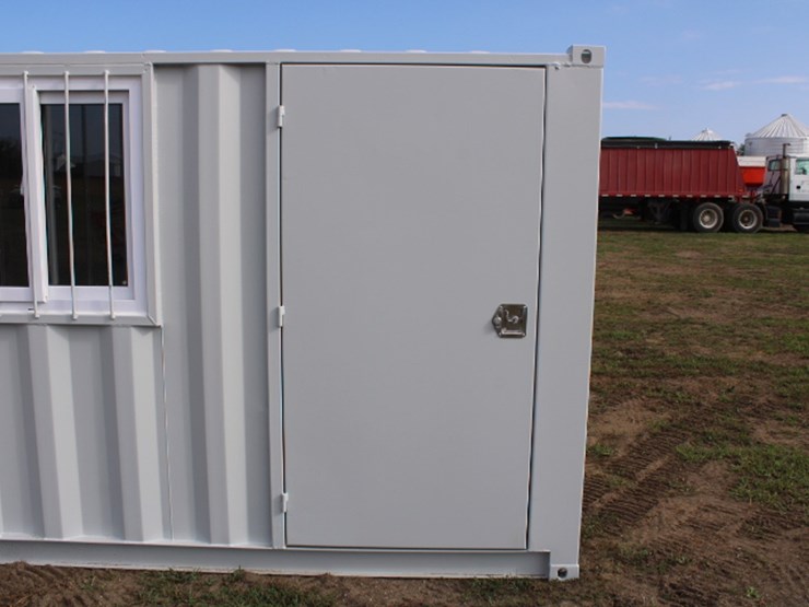 #9897-•-12-ft-container-image-5