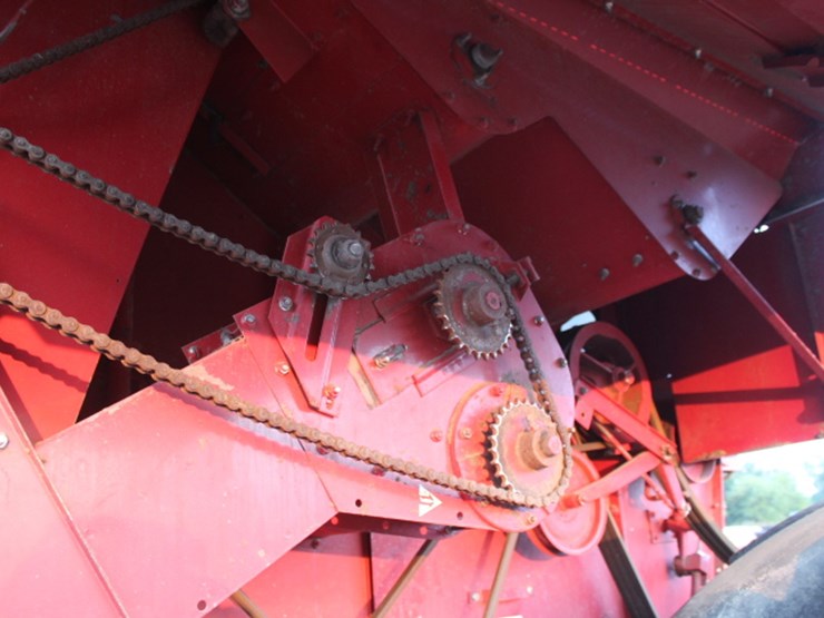 case-ih-1688-image-74