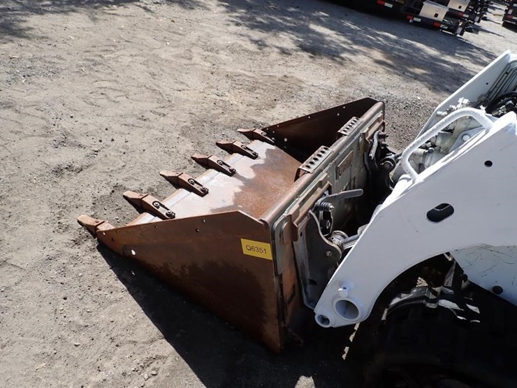 2024-bobcat-t450-image-8