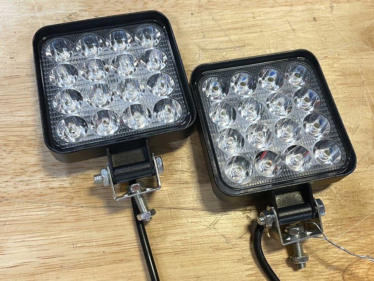 #8551-•-(2)-led-worklights,-3-1/2""-square,-12vdc-(pr13)-image-2