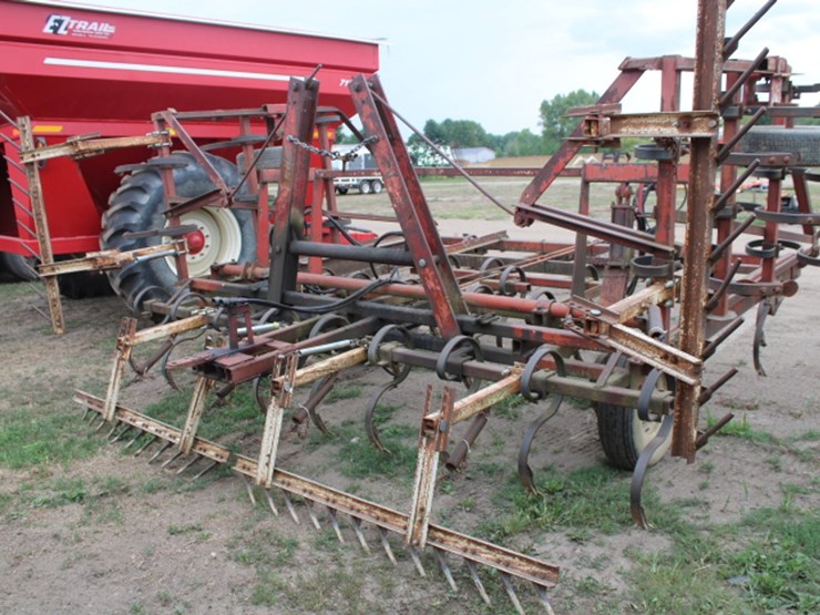 #7953-•-field-cultivator-image-4