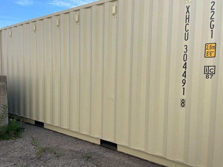 #1633-•-20'-shipping-container-(of)-image-4