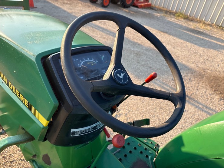 john-deere-870-image-9