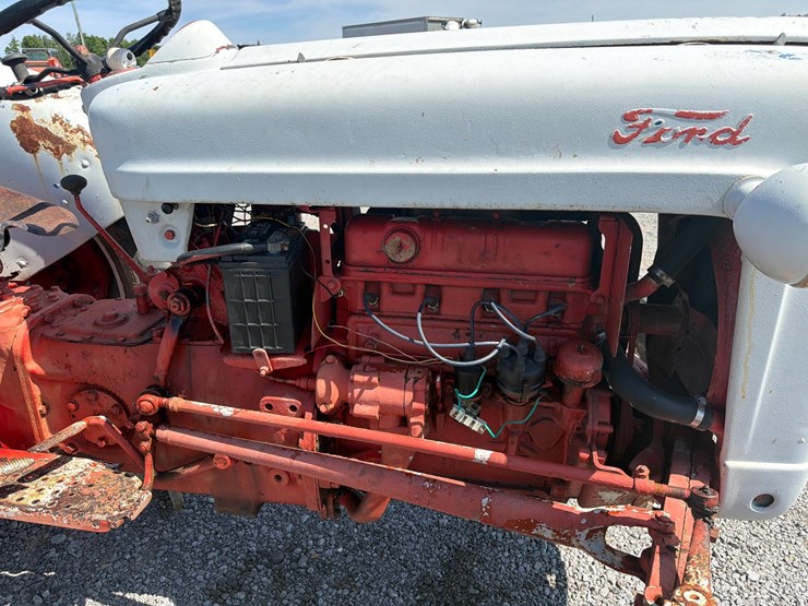 ford-800-image-10