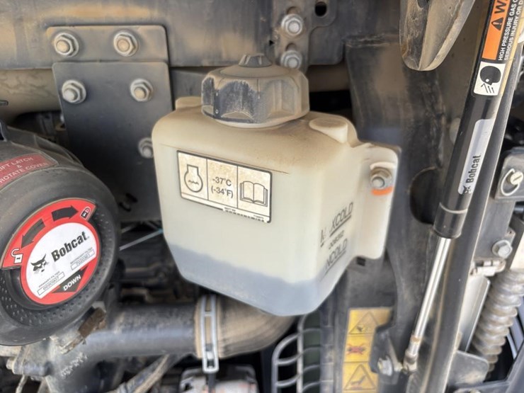 2020-bobcat-e35-image-59