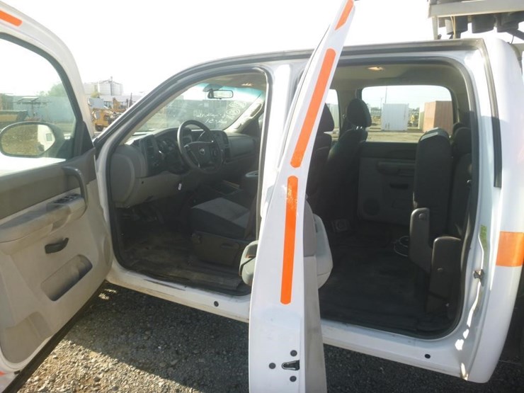 2009-chevrolet-3500hd-image-8