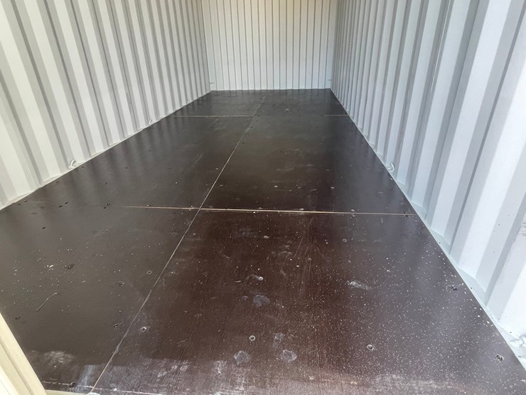 #1633-•-20'-shipping-container-(of)-image-9