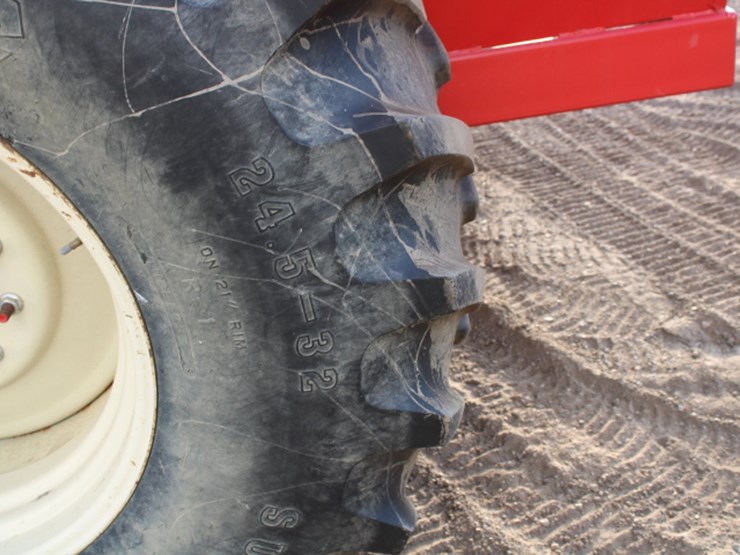 #5140-•-ez-trail-graincart-image-11