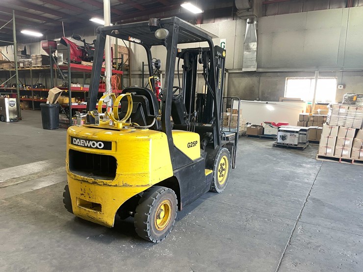 #1630-•-daewoo-forklift-(e)-image-5