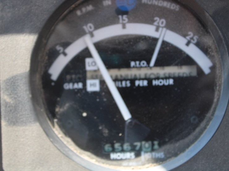 john-deere-8440-image-37