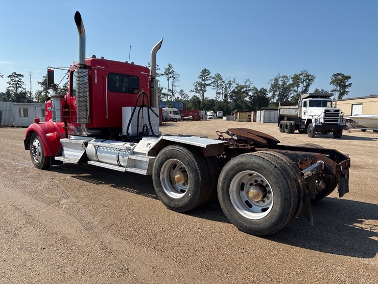2006-kenworth-w900-image-4