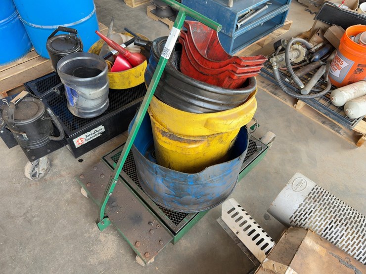 rolling-waste-oil-caddy-image-2