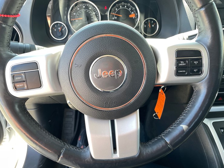 2016-jeep-compass-image-27