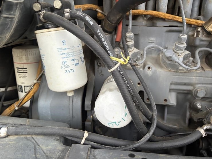 2003-atlas-copco-xas66-image-18