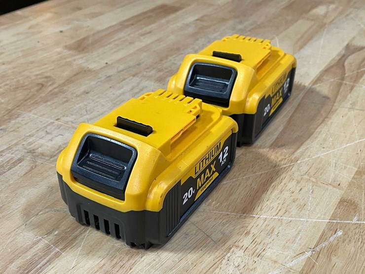 #8561-•-(2)-20v-batteries-(pr13)-image-3